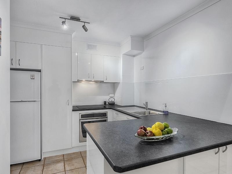 101 Bowen St, Spring Hill QLD 4000