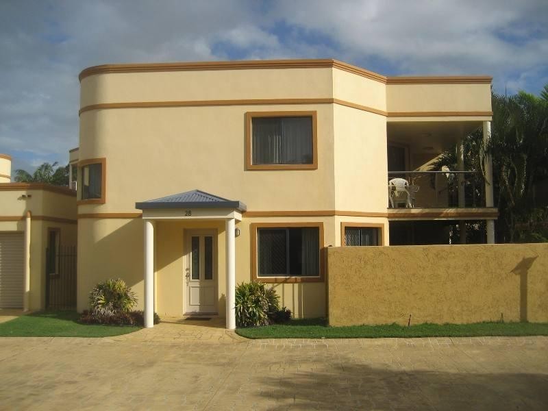 33 Elizabeth Street, Urangan QLD 4655