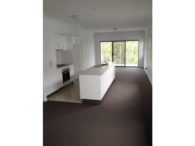 Pacific Pines QLD 4211