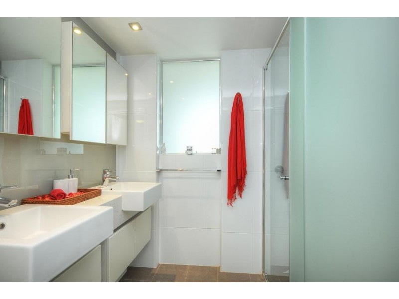 t30/28 Bayview Street, Runaway Bay QLD 4216