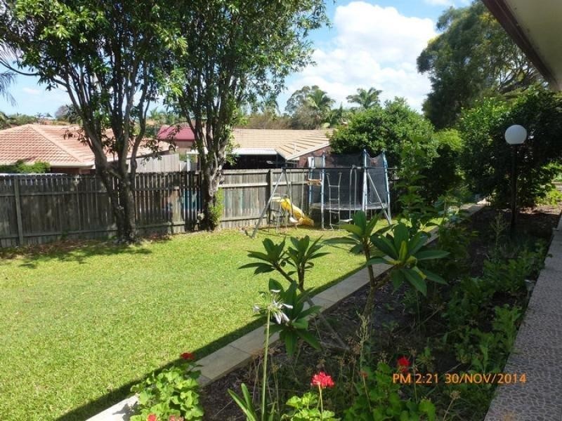 5 Pineneedle Place, Sunnybank Hills QLD 4109