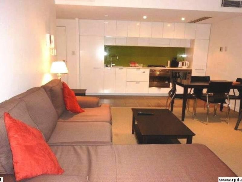 10 Pidgeon Close, West End QLD 4101