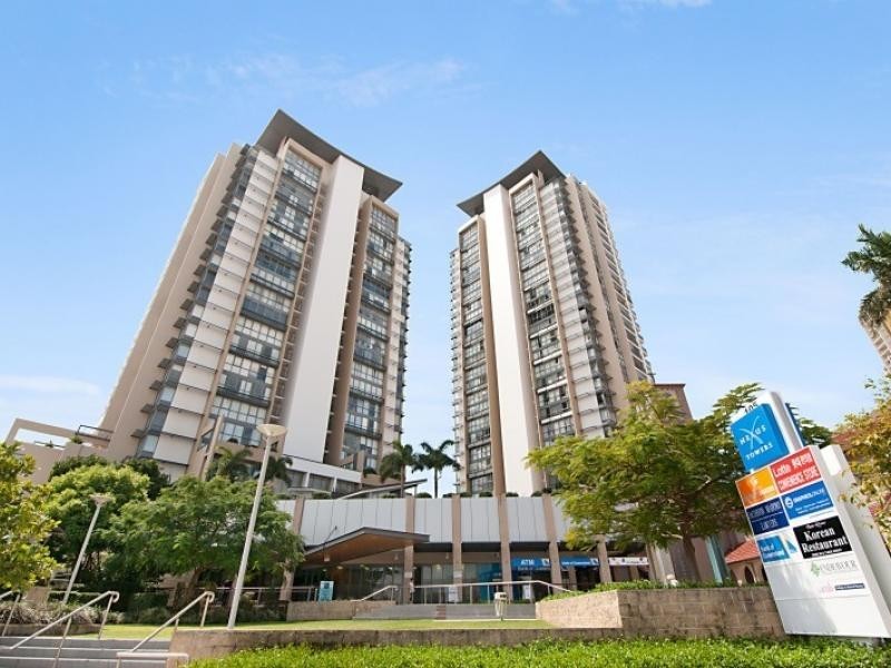 105 Scarborough Street, Southport QLD 4215