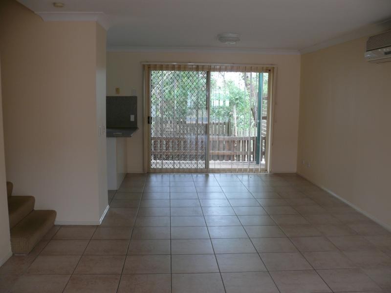 38 Murev Way, Carrara QLD 4211