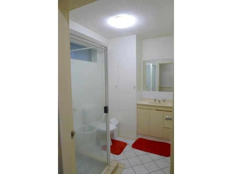 69 Burlington Street, East Brisbane QLD 4169