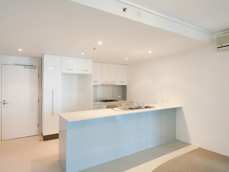 105 Scarborough Street, Southport QLD 4215