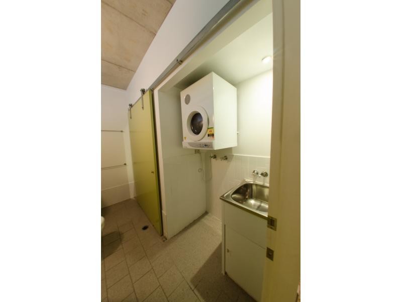 8 Skyring Terrace, Teneriffe QLD 4005