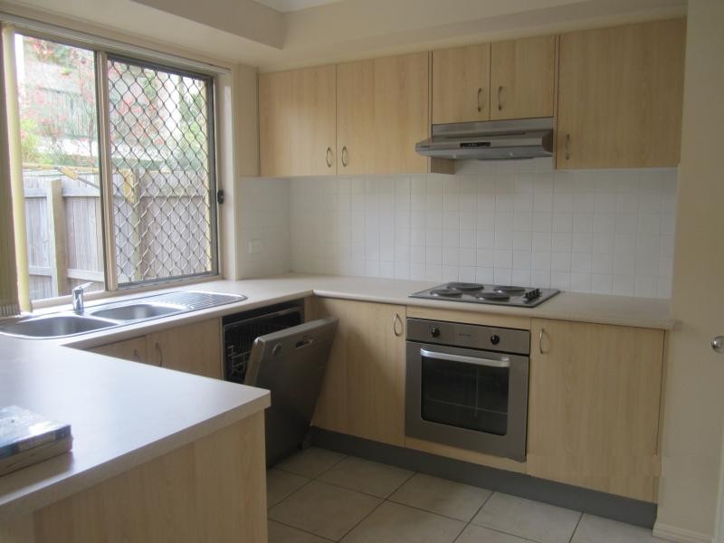 51 Johnston Street, Carina QLD 4152