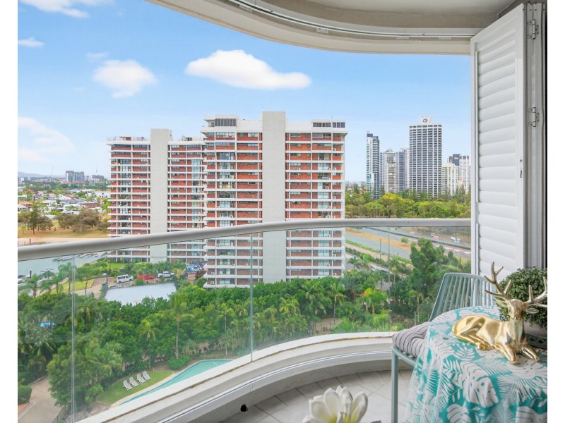 ID:3783432/12 Commodore Drive, Surfers Paradise QLD 4217