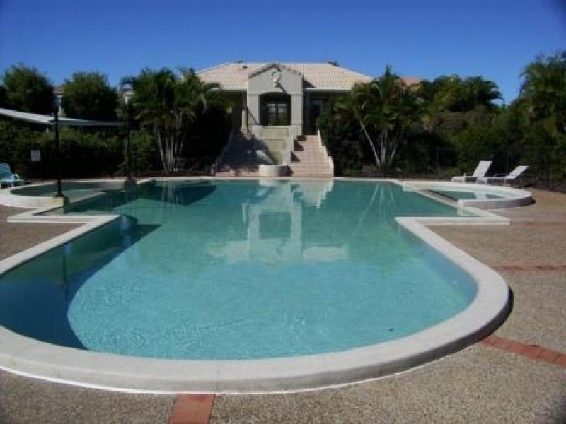 31 Langport Parade, Mudgeeraba QLD 4213