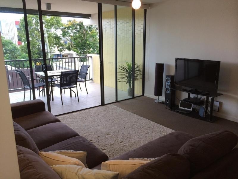 L3 / 8 Musgrave St, West End QLD 4101