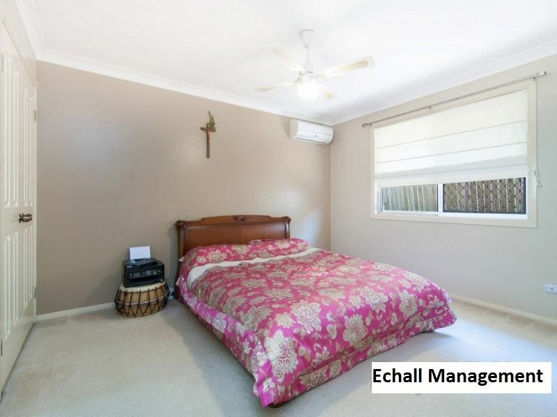 4 Darling Close, Calamvale QLD 4116