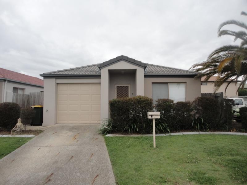 08 Johnston Street, Carina QLD 4152