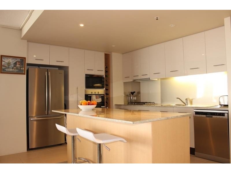 105 Scarborough Street, Southport QLD 4215