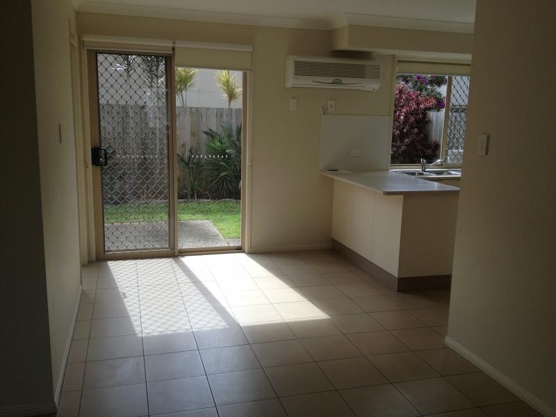 30 Johnston Street, Carina QLD 4152