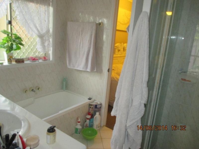 32 Riverview Road, Nerang QLD 4211