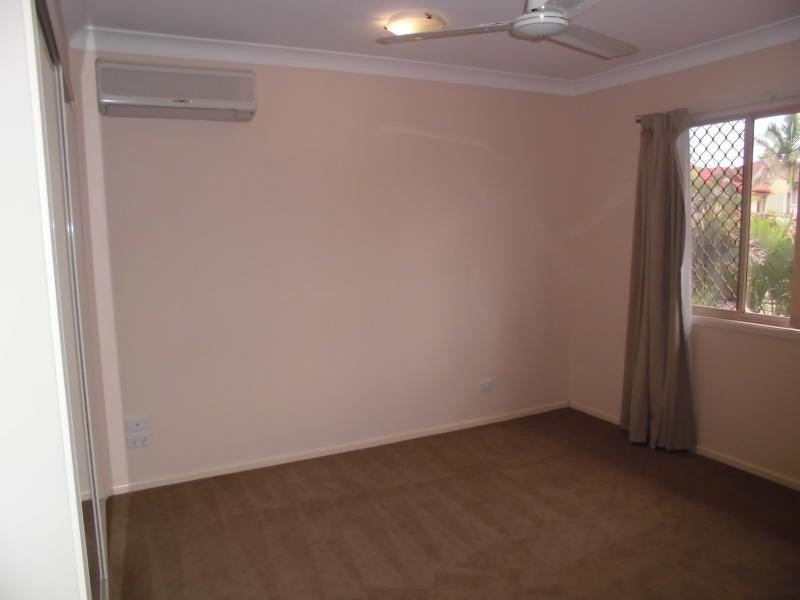 77 Nursery Ave, Runcorn QLD 4113