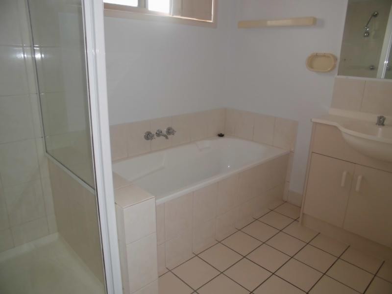 77 Nursery Ave, Runcorn QLD 4113