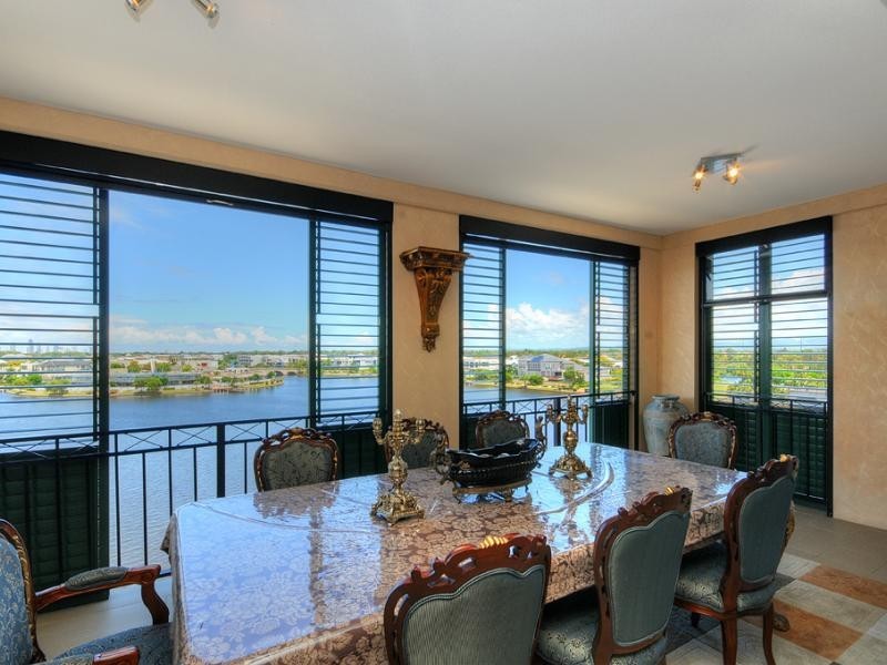 3030 Boulevard, Carrara QLD 4211