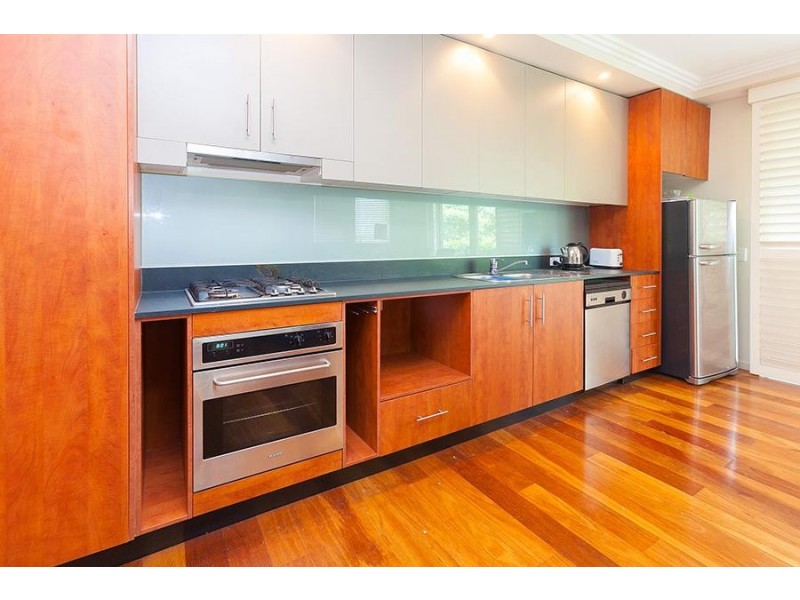 42 NEWSTEAD TERRACE, Newstead QLD 4006