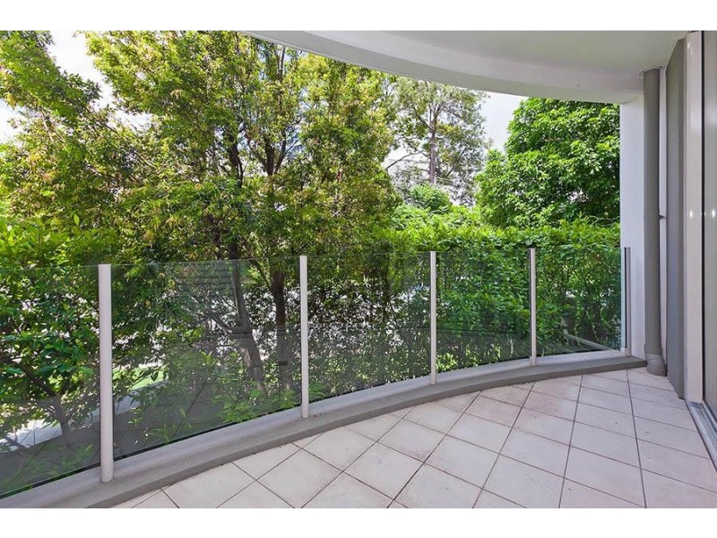 42 NEWSTEAD TERRACE, Newstead QLD 4006