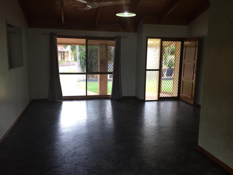 210 Algester Rd, Calamvale QLD 4116