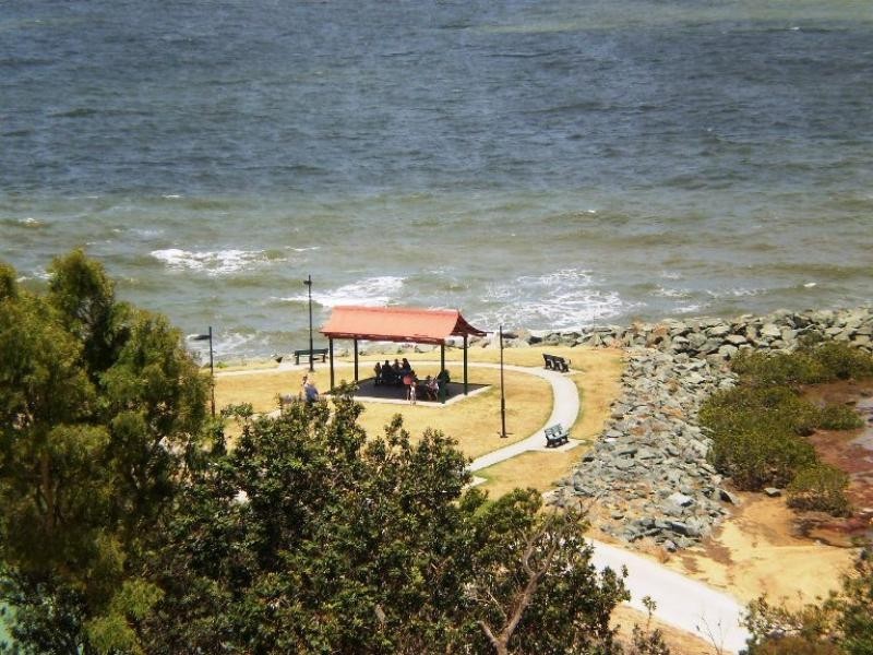 87 Marine Parade, Redcliffe QLD 4020