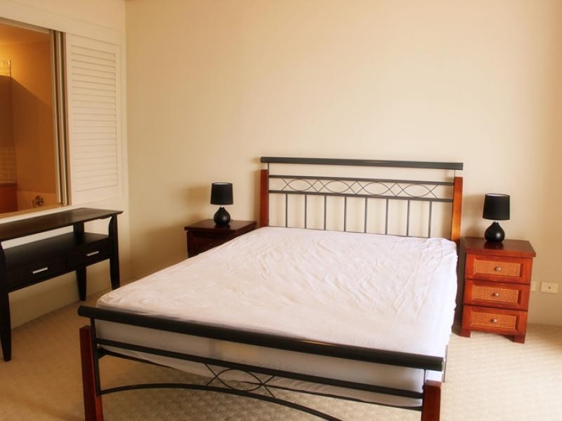 105 Scarborough Street, Southport QLD 4215