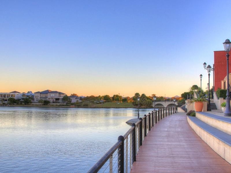 3030 The Boulevard, Carrara QLD 4211