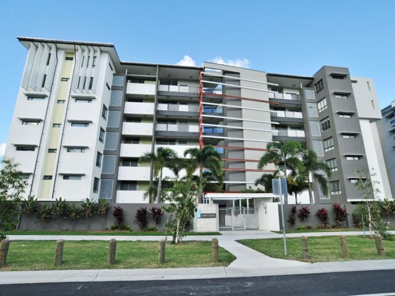 16 Surbiton Court, Carindale QLD 4152