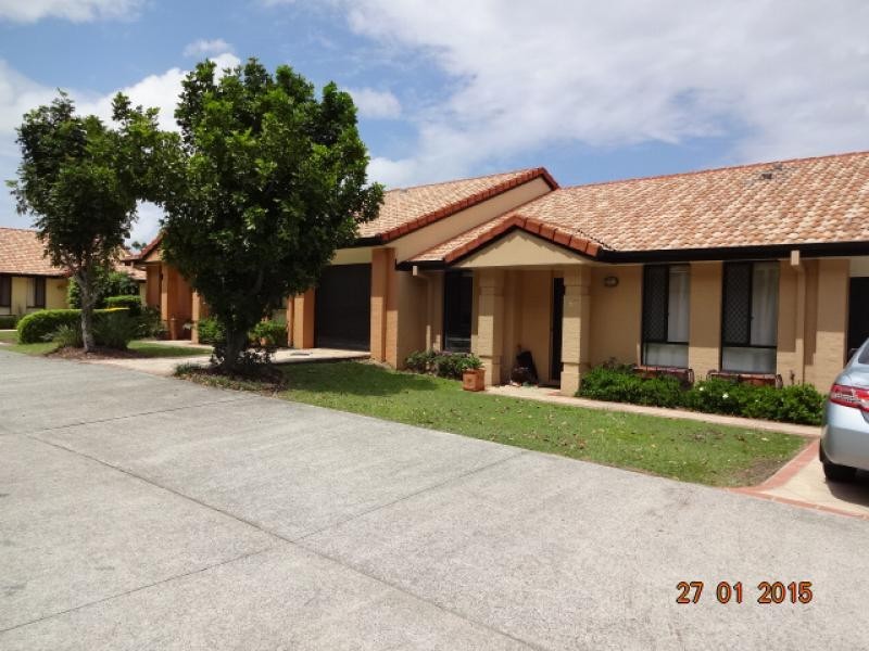 20 BROWN STREET, Labrador QLD 4215