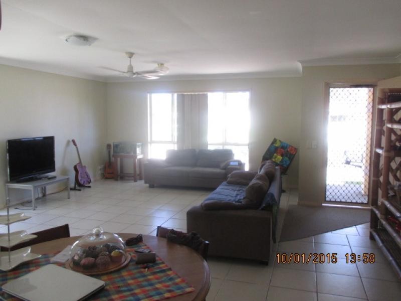 2 Stormbird Place, Carrara QLD 4211