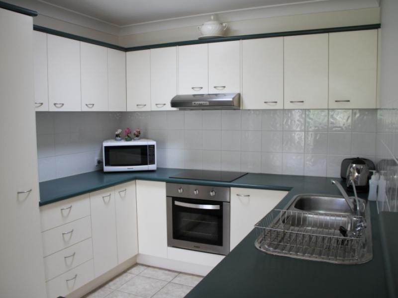 110 Scrub Rd, Carindale QLD 4152