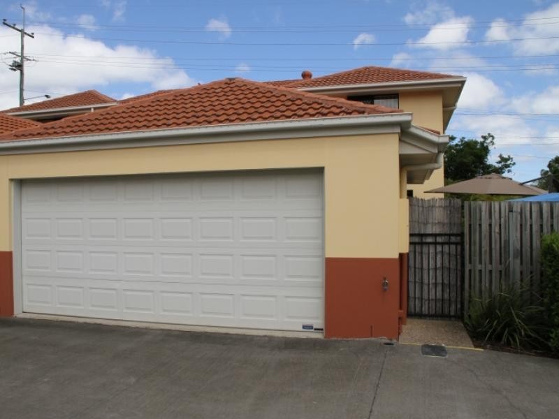 110 Scrub Rd, Carindale QLD 4152