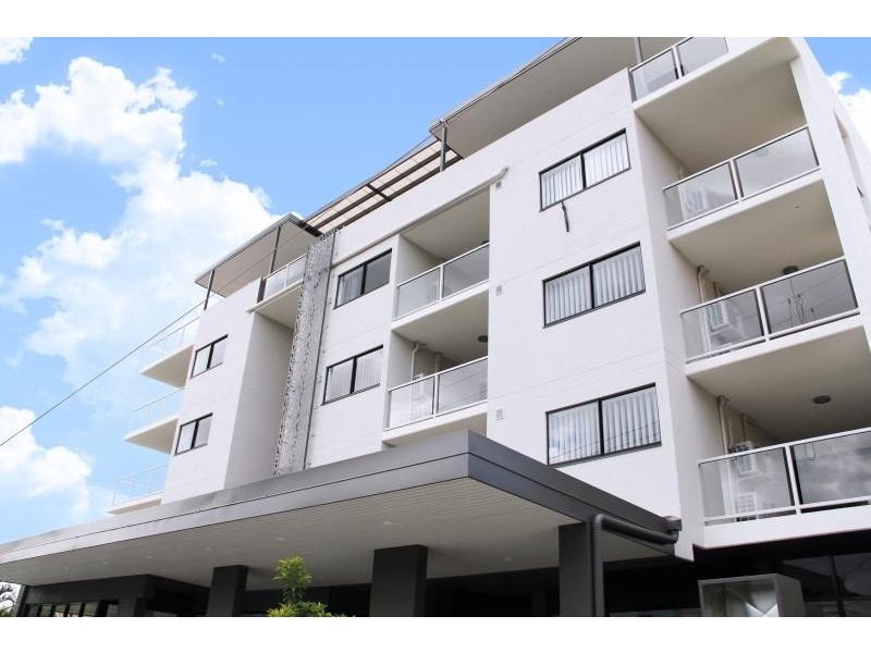 15 Norman Street, Wooloowin QLD 4030