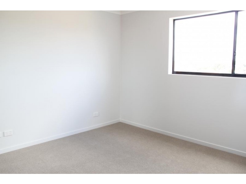 15 Norman Street, Wooloowin QLD 4030