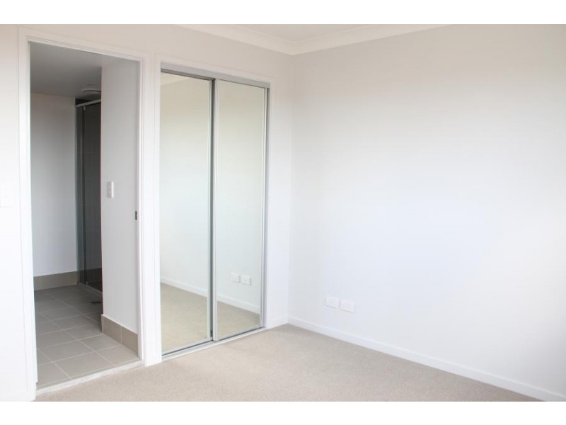 15 Norman Street, Wooloowin QLD 4030