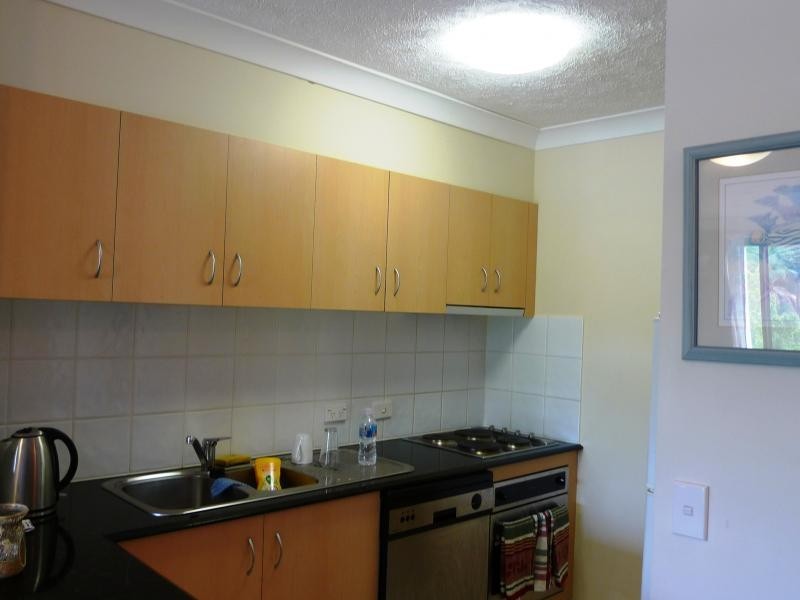 38 Labrador Street, Labrador QLD 4215