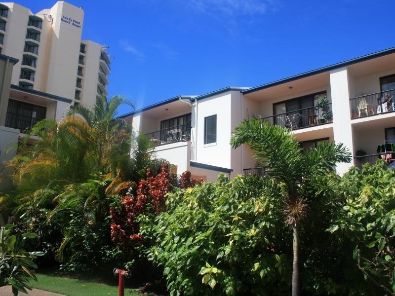 38 Labrador Street, Labrador QLD 4215