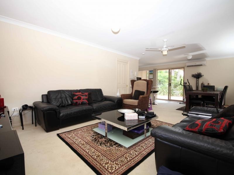 96 Formby St, Calamvale QLD 4116