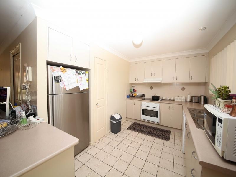 96 Formby St, Calamvale QLD 4116