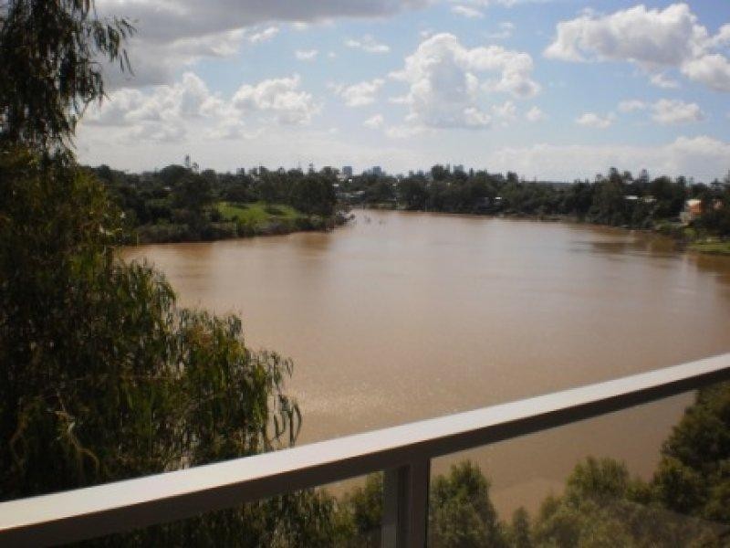 205 King Arthur Terrace, Tennyson QLD 4105