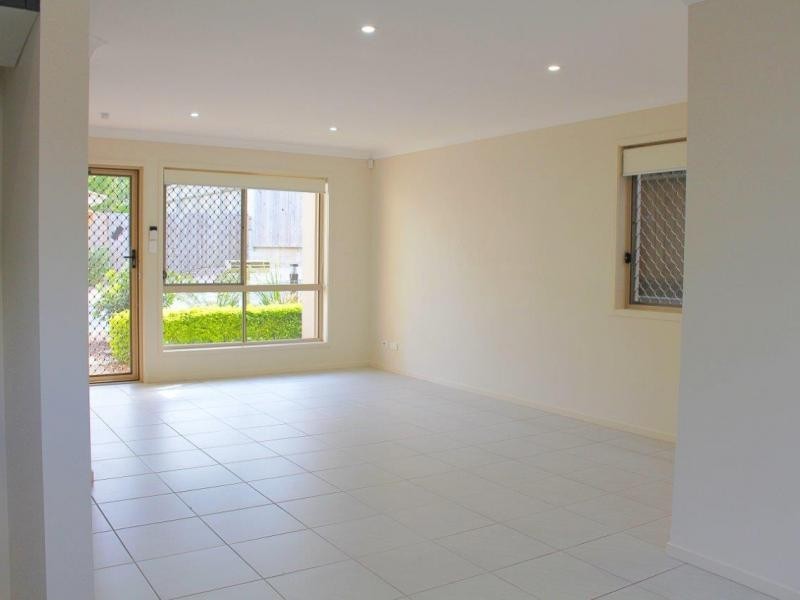 11 Tripcony Place, Wakerley QLD 4154