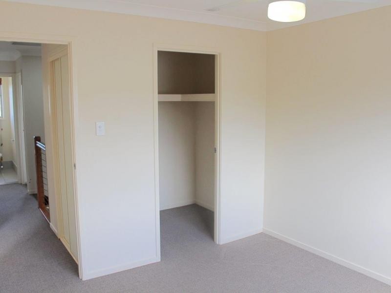 11 Tripcony Place, Wakerley QLD 4154