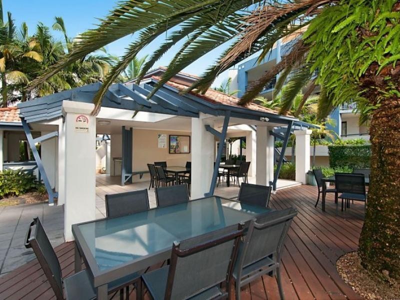 392-398 Marine Parade, Labrador QLD 4215
