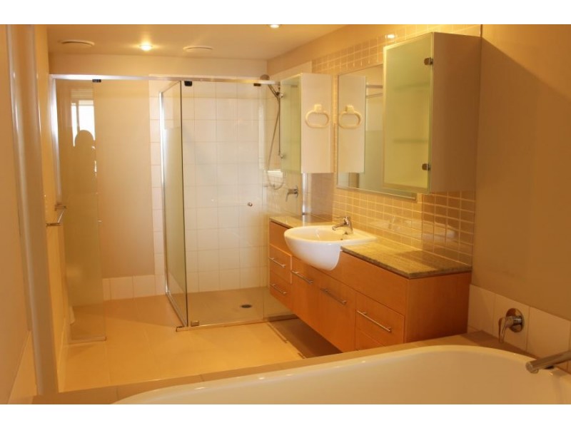 105 Scarborough Street, Southport QLD 4215