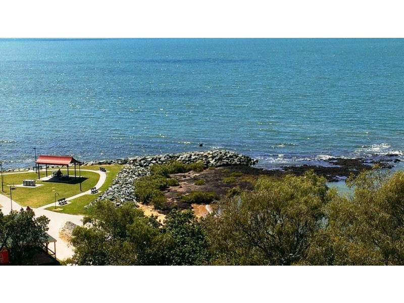 87 Marine Parade, Redcliffe QLD 4020
