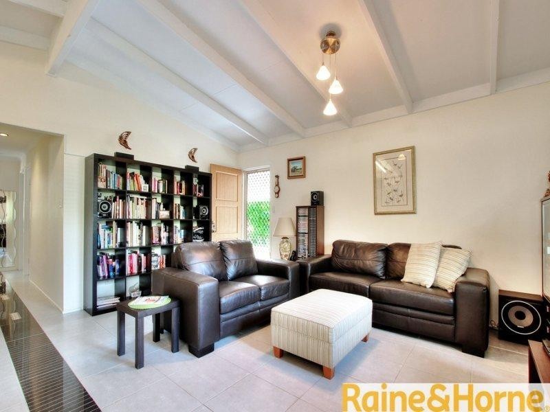 7 Coral Ave, Loganholme QLD 4129