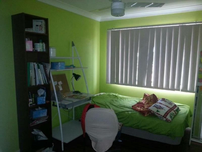 7 Nev Close, Wishart QLD 4122