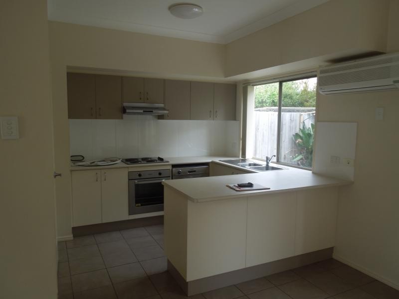 50 Johnston Street, Carina QLD 4152